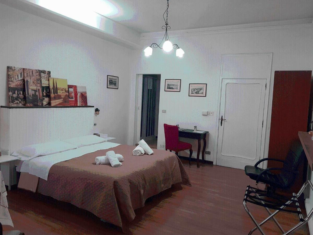 Rooms2Rent Reggio di Calabria Eksteriør billede