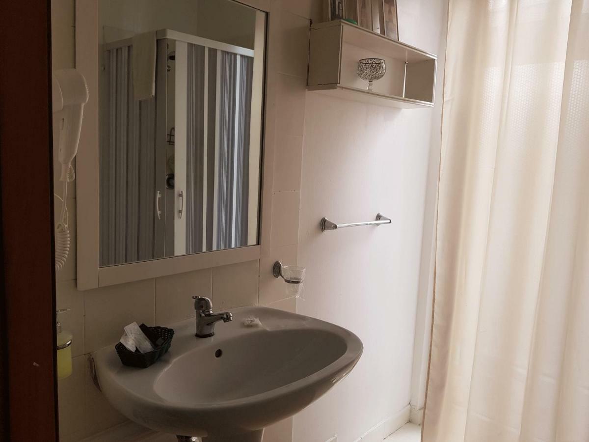 Rooms2Rent Reggio di Calabria Eksteriør billede