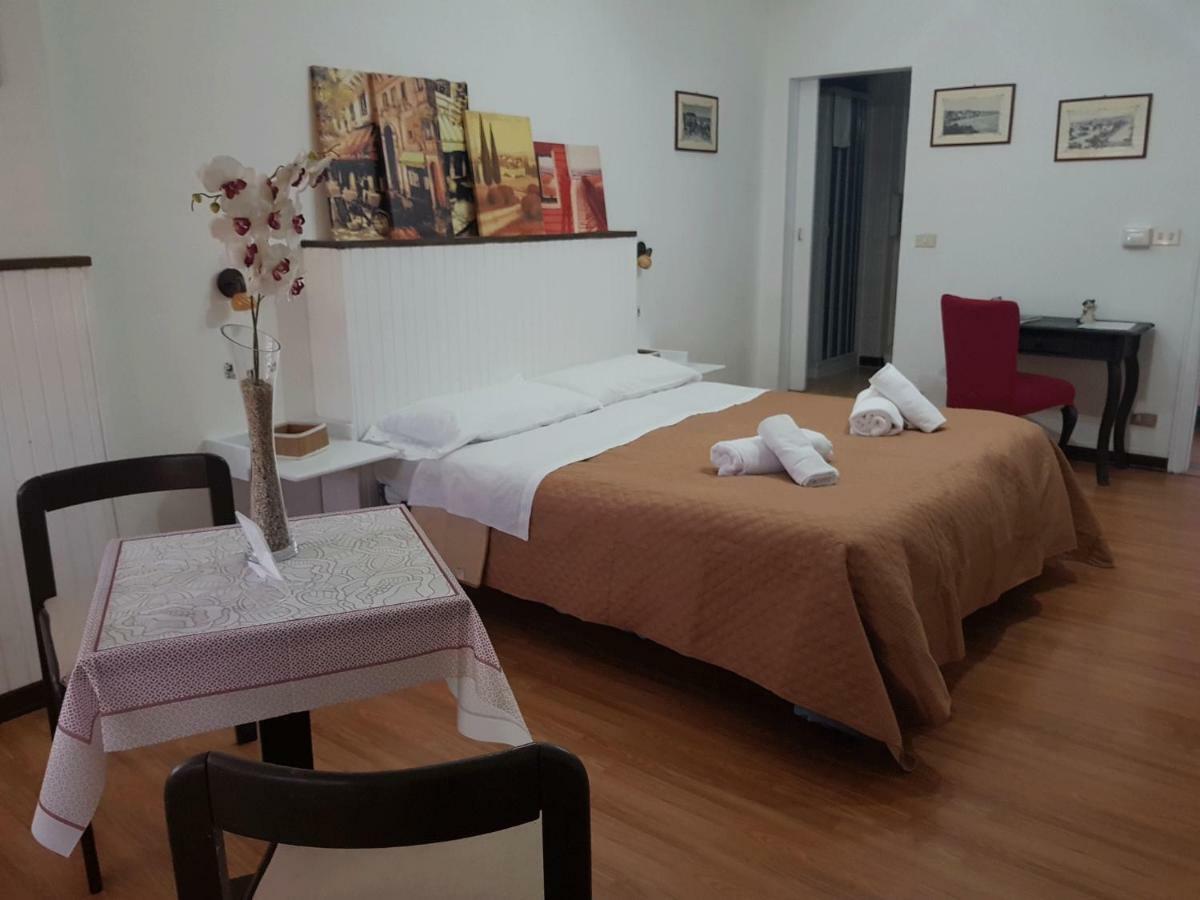 Rooms2Rent Reggio di Calabria Eksteriør billede